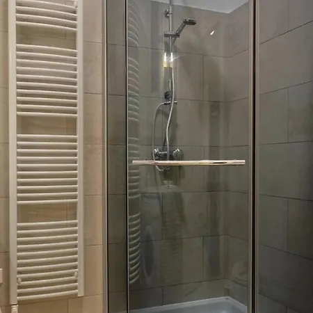 Rainbow Place Apart Apartamento *